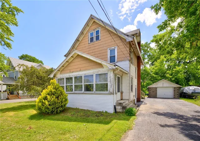 Homes for sale in Ontario, NY | 6322 Furnace Rd, Ontario, NY 14519 | MLS# R1691579