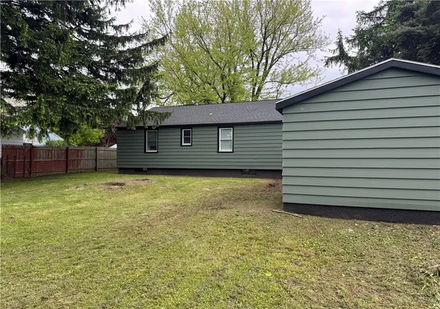 12th image of 10652 W Sheridan Dr, Sheridan, NY 14048 | MLS# R1688171