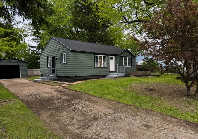 1st image of 10652 W Sheridan Dr, Sheridan, NY 14048 | MLS# R1688171