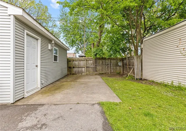 Photo 42 of Sale Pending at 230 Parker Ave, Buffalo, NY 14214 | MLS# B1692007 | Listing updated on 2026-07-05