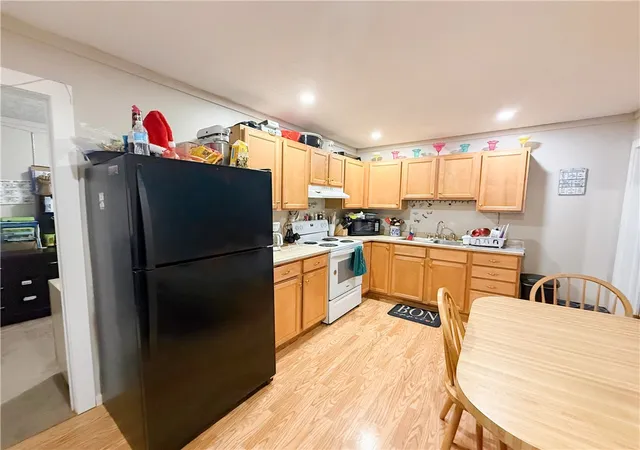 5th image of 1990 Ridge Rd, Ontario, NY 14519 | MLS# R1692339