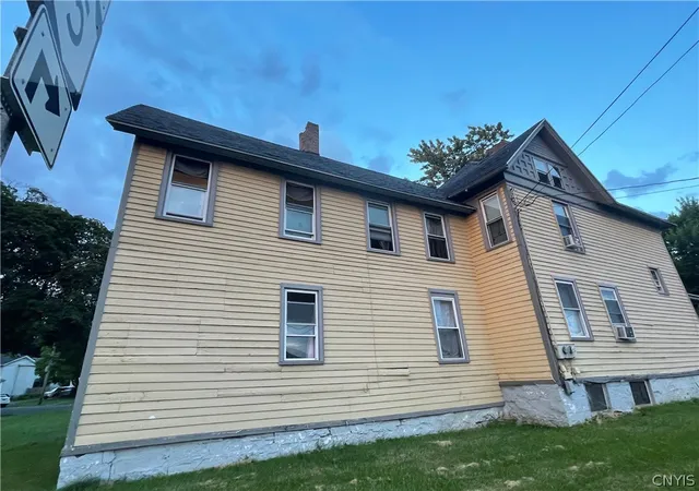 Homes for sale in Auburn, NY | 1 Franklin St, Auburn, NY 13021 | MLS# S1692392