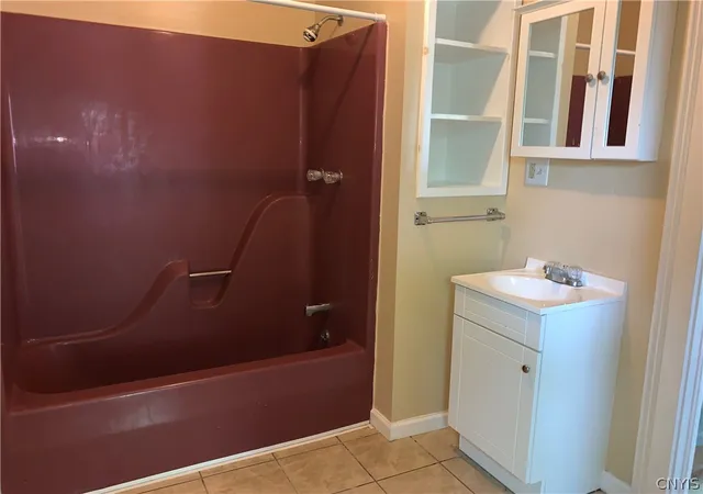 Listing Photo 2 - Condo for sale in building located at 1 Franklin St, Eastchester, NY 13021 - Unit #