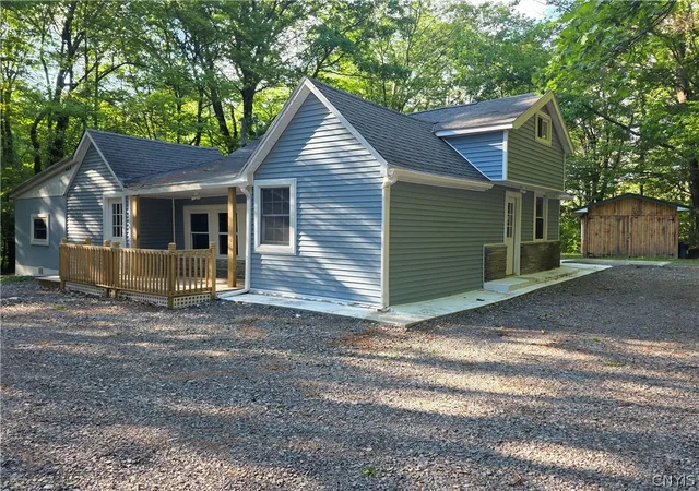 Homes for sale in Frankfort, NY | 344 Brown Rd, Frankfort, NY 13340 | MLS# S1692348