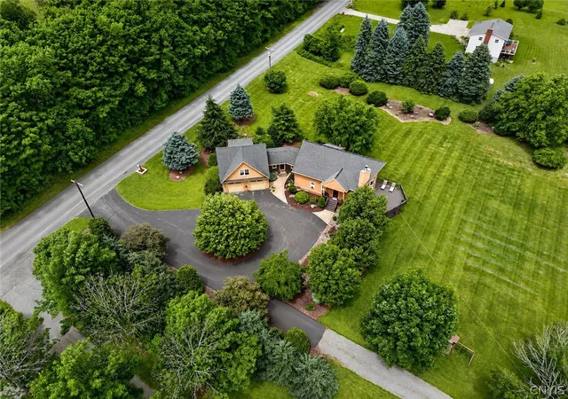 Photo 4 of Single family home for sale at 2726 Gardner Rd, Fabius, NY 13063 | MLS# S1692174 | Listing updated on 2026-07-15