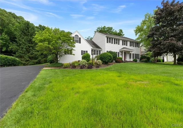 2nd image of 5114 Shiraz Ln, Manlius, NY 13066 | MLS# S1690426