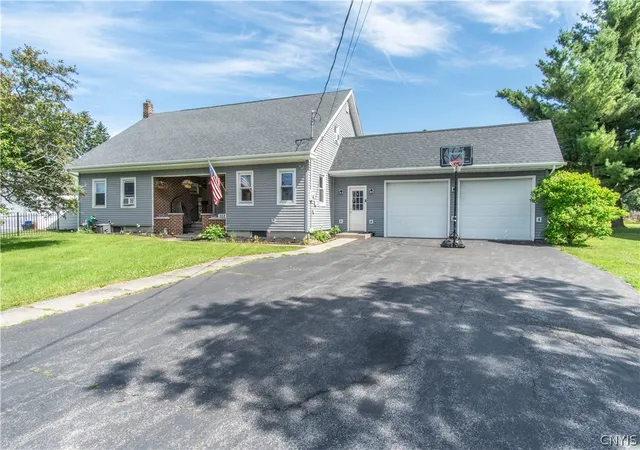 1st image of 322 E Main St, Brownville, NY 13615 | MLS# S1692422