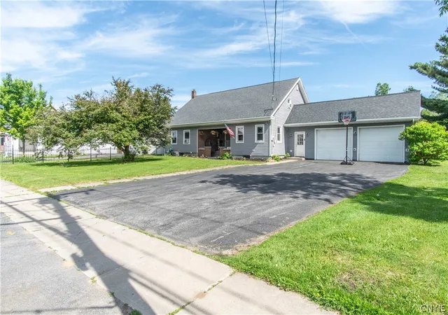 2nd image of 322 E Main St, Brownville, NY 13615 | MLS# S1692422
