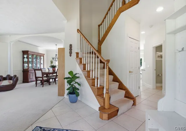 2nd image of 8411 Vermillion Cir, Lysander, NY 13027 | MLS# S1691995