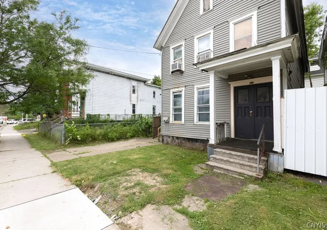 2nd image of 725 Butternut St #27, Syracuse, NY 13208 | MLS# S1691901