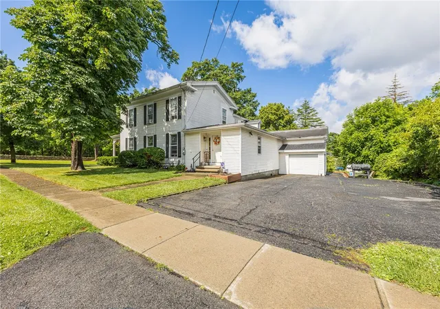 4th image of 25 South St, Geneseo, NY 14454 | MLS# R1692444