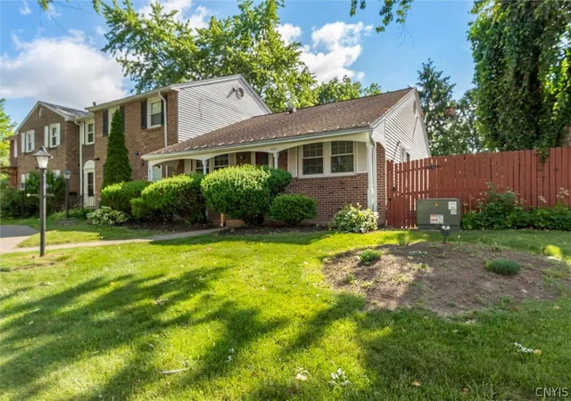Homes for sale in Clay, NY | 4327 Belmont Dr, Clay, NY 13090 | MLS# S1692100