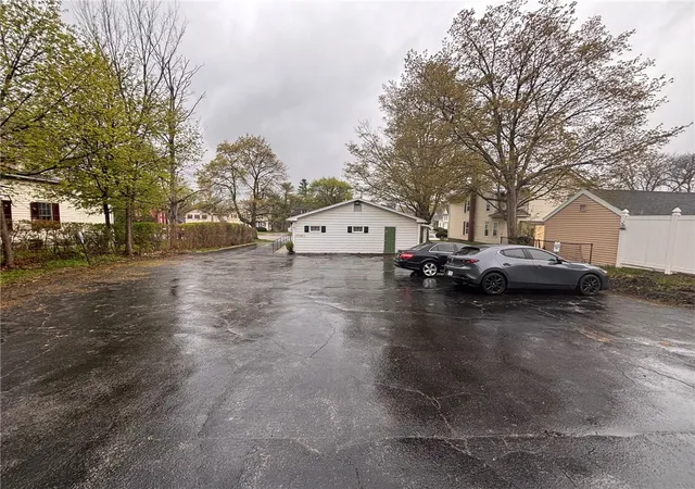 Homes for sale in Batavia City, NY | 535 E Main St, Batavia City, NY 14020 | MLS# R1691248