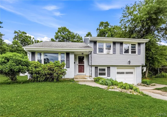 Homes for sale in Rome, NY | 708 Beech St, Rome, NY 13440 | MLS# S1692163