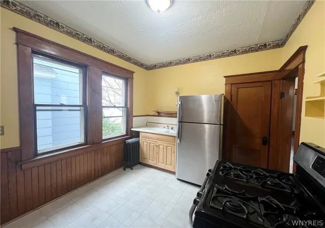 Homes for sale in Buffalo, NY | 22 Edgewood Ave, Buffalo, NY 14220 | MLS# B1692475