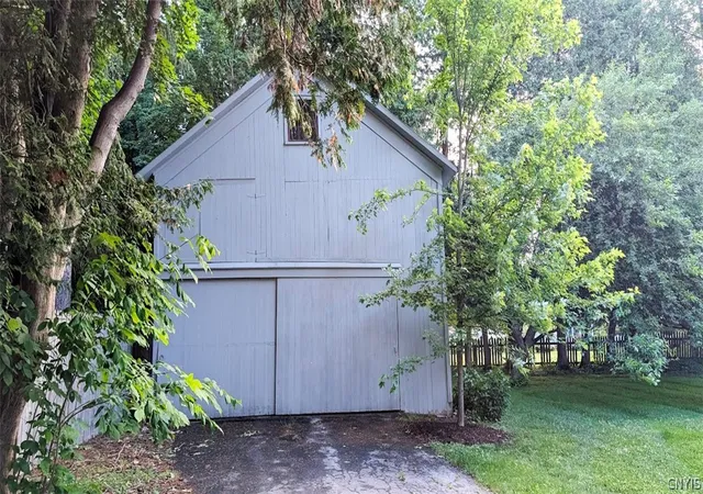 5th image of 21 Hamilton St, Hamilton, NY 13346 | MLS# S1692358