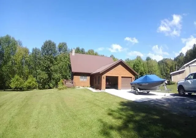 Photo 3 of Sale Pending at 9840 Cronk Hl Rd, Fillmore, NY 14735 | MLS# R1691758 | Listing updated on 2026-08-04
