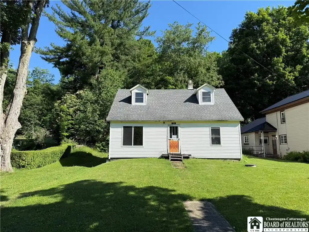 Photo 1 of Single family home for sale at 232 Main St, Randolph, NY 14772 | MLS# R1692463 | Listing updated on 2026-10-26