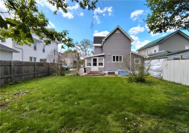 Homes for sale in Frankfort, NY | 119 1St Ave, Frankfort, NY 13340 | MLS# S1691982