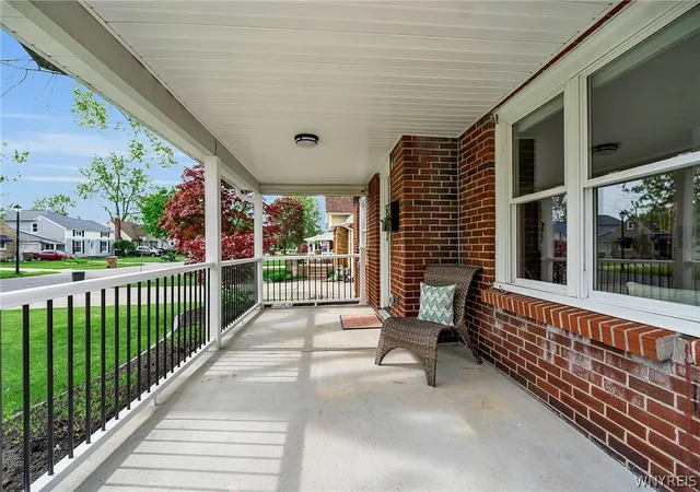 Homes for sale in Cheektowaga, NY | 224 S Huxley Dr, Cheektowaga, NY 14225 | MLS# B1691807