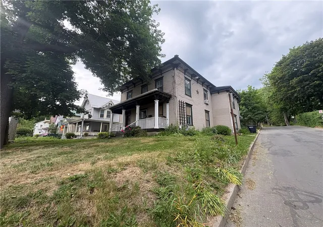 25th image of 268 Chestnut St, Oneonta, NY 13820 | MLS# R1689794