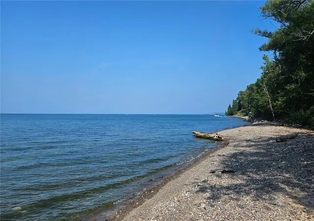 Homes for sale in Sodus, NY | 7251 Sprongs Blf Ln, Sodus, NY 14551 | MLS# R1692363