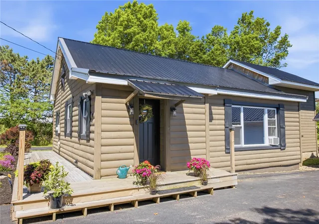 Photo 5 of Sale Pending at 395 Akron Rd, Akron, NY 14001 | MLS# R1692497 | Listing updated on 2026-07-02