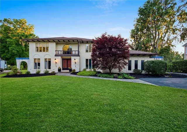 Photo 2 of Sale Pending at 220 Crestwood Ct, Buffalo, NY 14221 | MLS# R1679488 | Listing updated on 2026-07-15