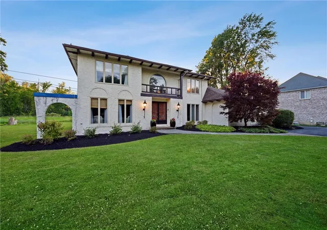Photo 3 of Sale Pending at 220 Crestwood Ct, Buffalo, NY 14221 | MLS# R1679488 | Listing updated on 2026-07-15