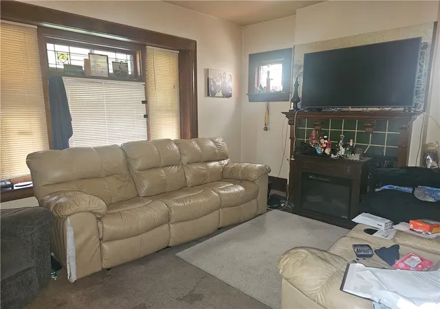 Photo 4 of House for sale at 1818 Saint Paul St, Rochester, NY 14621 | MLS# R1691348 | Listing updated on 2026-07-30