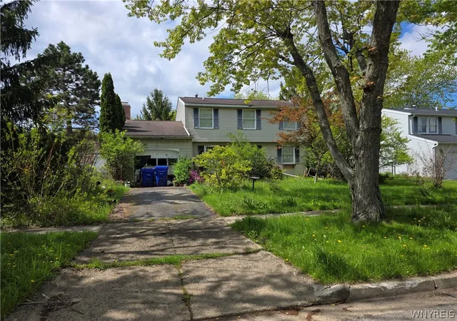 Homes for sale in West Seneca, NY | 16 Glenmar Dr, West Seneca, NY 14224 | MLS# B1688703