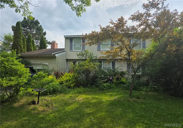Homes for sale in West Seneca, NY | 16 Glenmar Dr, West Seneca, NY 14224 | MLS# B1688703