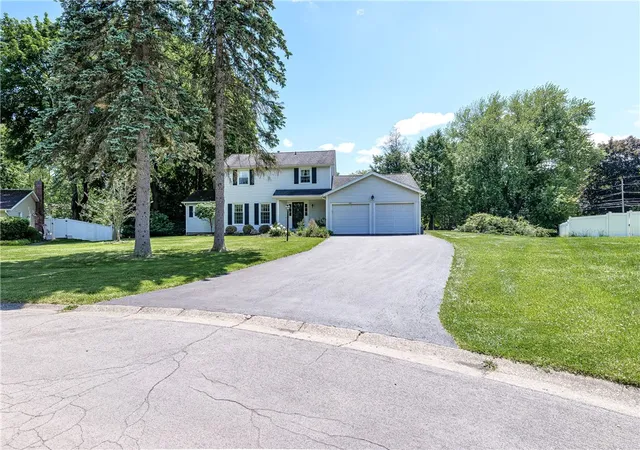 Homes for sale in Penfield, NY | 22 Snowberry Cir, Penfield, NY 14526 | MLS# R1692204