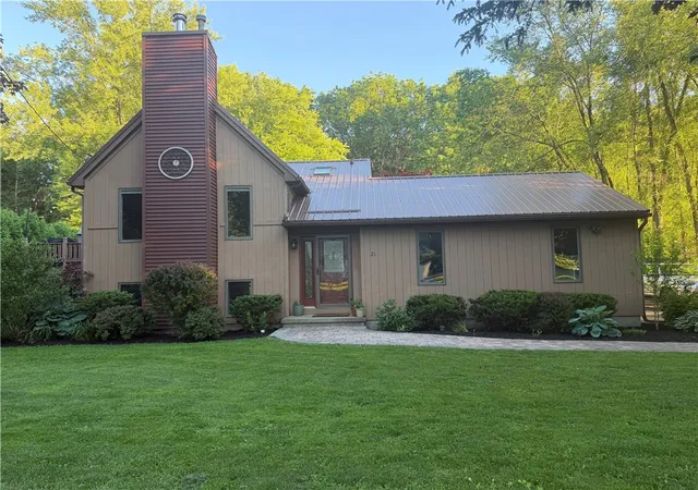 Homes for sale in Phelps, NY | 21 Dewey Ave, Phelps, NY 14432 | MLS# R1692322