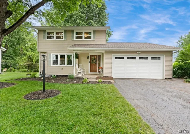 1st image of 5 Overbrook Ln, Lysander, NY 13027 | MLS# S1692427