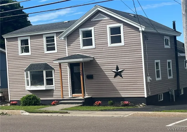 1st image of 240 Syracuse Ave, Oswego, NY 13126 | MLS# B1692581