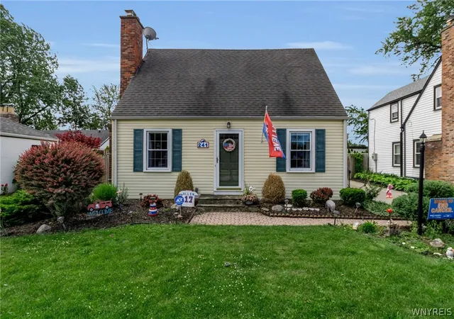 Photo 1 of Sale Pending at 241 Woodcrest Blvd, Buffalo, NY 14223 | MLS# B1689886 | Listing updated on 2026-07-21