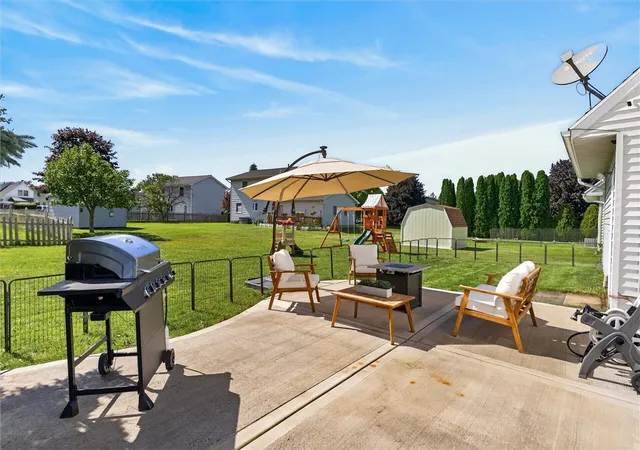 33rd image of 33 Loyalist Ave, Chili, NY 14624 | MLS# R1692670