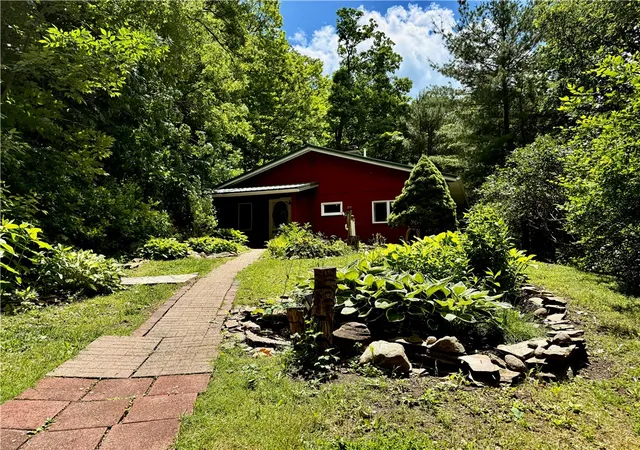 Homes for sale in Canadice, NY | 6735 S Old Bald Hill Rd, Canadice, NY 14560 | MLS# R1692686
