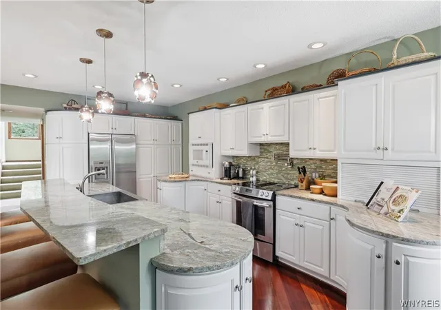 5th image of 6985 Chestnut Ridge Rd, Orchard Park, NY 14127 | MLS# B1690510