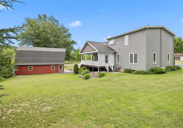 Photo 4 of Sale Pending at 3013 East Ave, Waterloo, NY 13165 | MLS# R1692617 | Listing updated on 2026-07-29