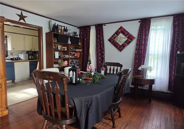Photo 5 of Single family home for sale at 51 Main St, Stamford, NY 12167 | MLS# R1691753 | Listing updated on 2026-08-03