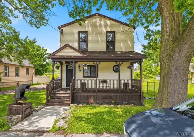 Homes for sale in West Seneca, NY | 30 Dwyer St, West Seneca, NY 14224 | MLS# B1692745