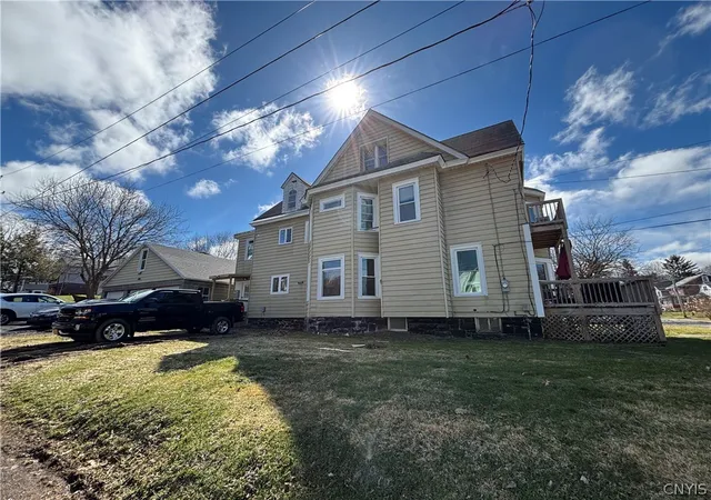 3rd image of 501 Montrose Ave, Syracuse, NY 13219 | MLS# S1692766