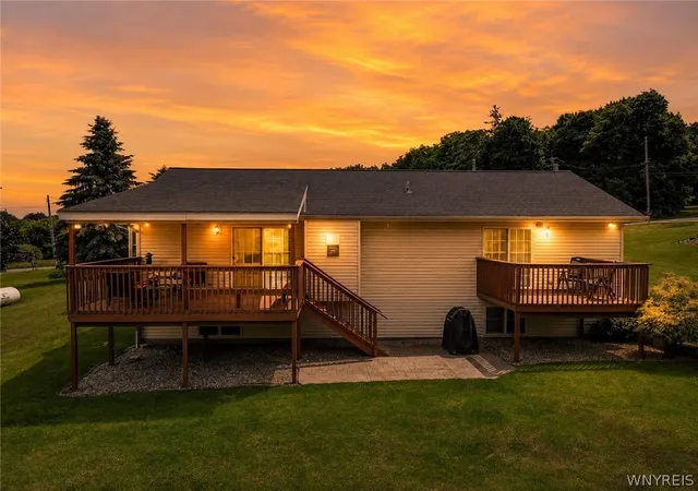 Homes for sale in Cambria, NY | 4868 Cambria Rd, Cambria, NY 14094 | MLS# B1692494