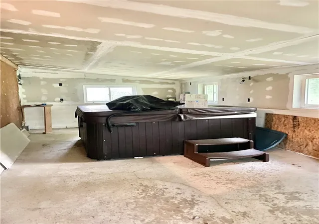 Photo 16 of Sale Pending at 22 Miller St, Auburn, NY 13021 | MLS# R1692386 | Listing updated on 2026-07-22