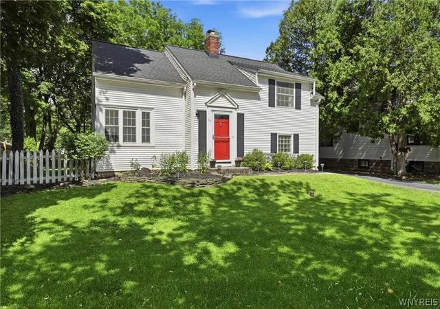 Homes for sale in Amherst, NY | 67 Hirschfield Dr, Amherst, NY 14221 | MLS# B1692618