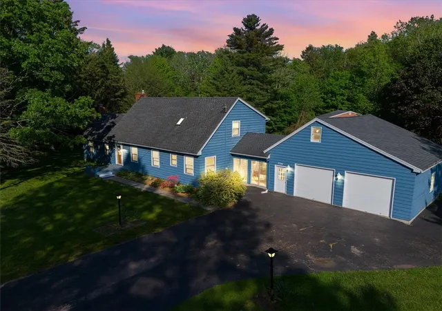Homes for sale in Ontario, NY | 7216 Furnace Rd, Ontario, NY 14519 | MLS# R1692309
