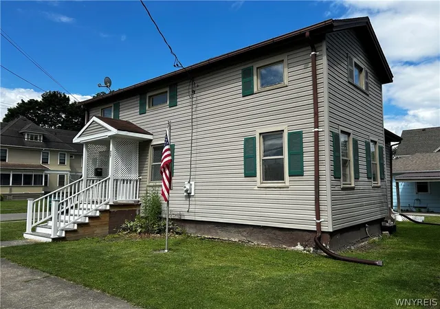 3rd image of 27 Chestnut Ave, Dansville, NY 14437 | MLS# B1692602
