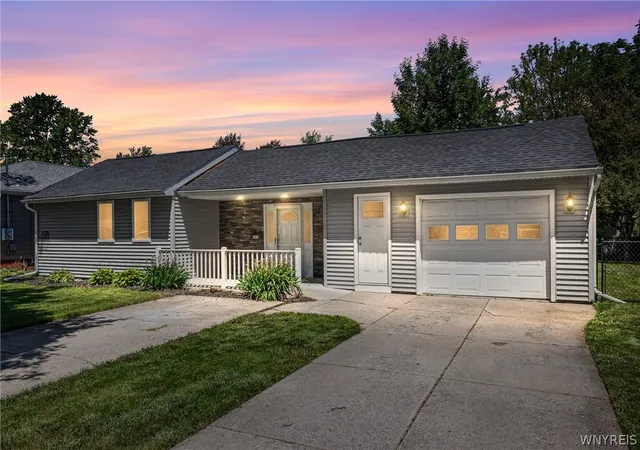 4th image of 405 Warner Ave, North Tonawanda, NY 14120 | MLS# B1692795